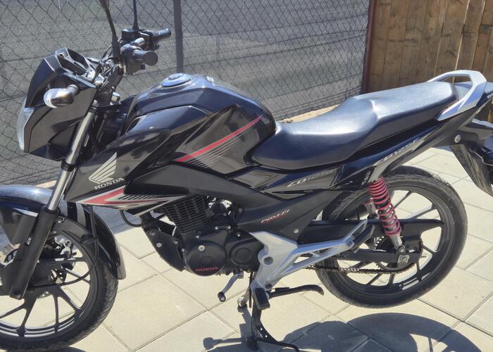 Grajewo ogłoszenia: Sprzedam honda cb125f z 2015r...stan bdb ..po wymianie oleju....